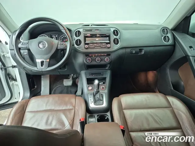 Volkswagen Tiguan 2015 2.0 автомат (гидро), миниатюра 5