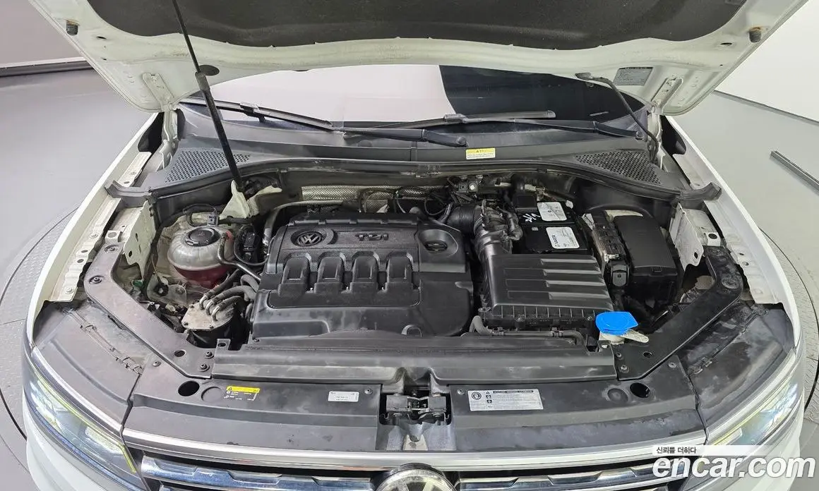 Volkswagen Tiguan 2018 2.0 автомат (гидро), фото 6 Volkswagen Tiguan 2018 2.0 автомат (гидро), фото 6