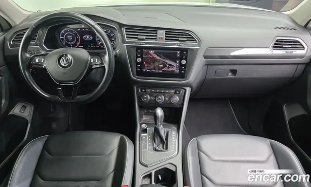 Volkswagen Tiguan 2018 2.0 автомат (гидро), миниатюра 7 Volkswagen Tiguan 2018 2.0 автомат (гидро), миниатюра 7