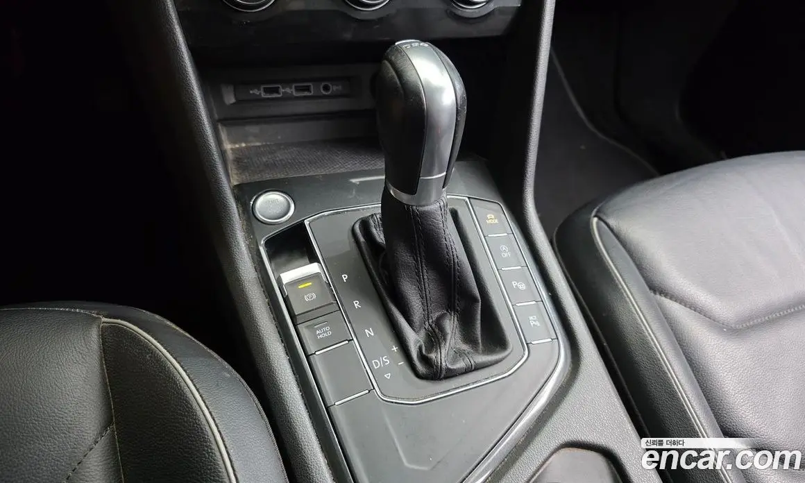 Volkswagen Tiguan 2018 2.0 автомат (гидро), фото 9 Volkswagen Tiguan 2018 2.0 автомат (гидро), фото 9