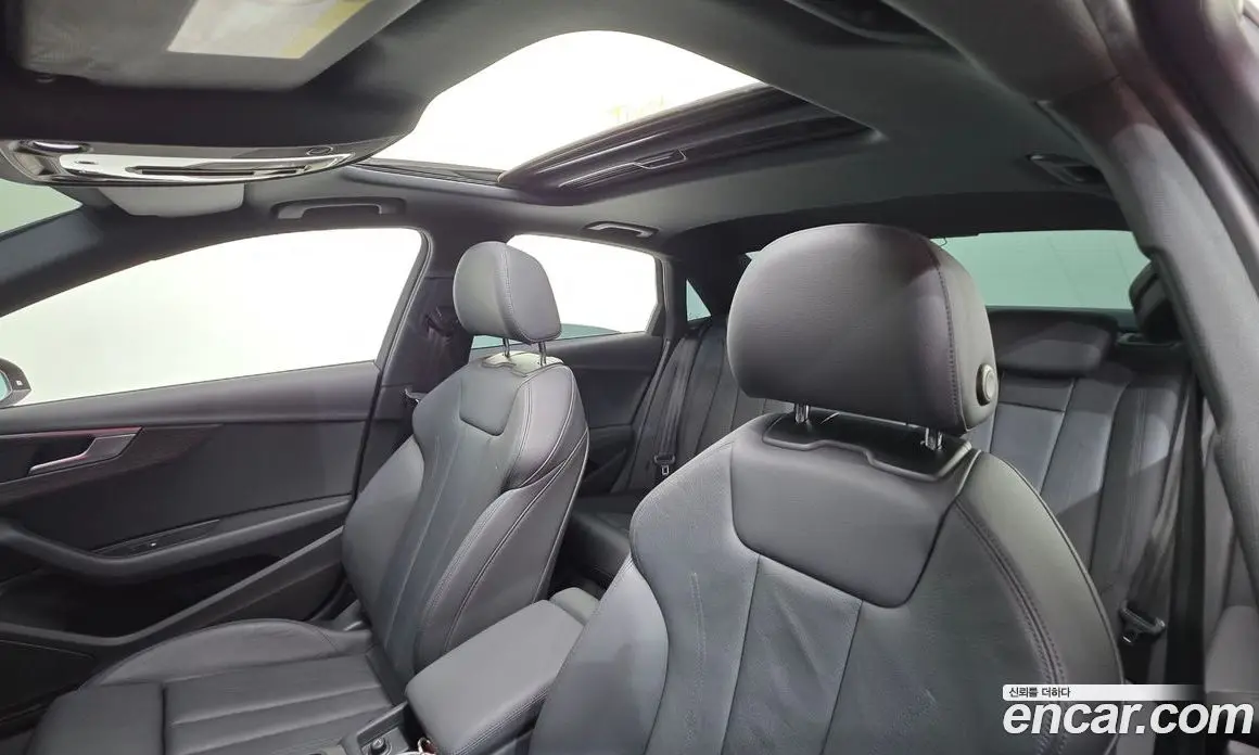 Audi A4 2019 2.0 автомат (гидро), фото 12