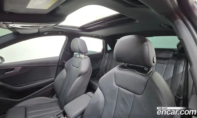 Audi A4 2019 2.0 автомат (гидро), миниатюра 12