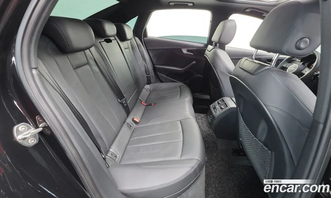 Audi A4 2019 2.0 автомат (гидро), фото 20