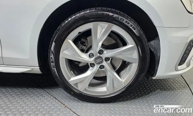 Audi A4 2021 2.0 автомат (гидро), миниатюра 4 Audi A4 2021 2.0 автомат (гидро), миниатюра 4