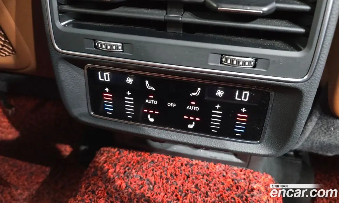 Audi Q7 2021 3.0 автомат (гидро), фото 18