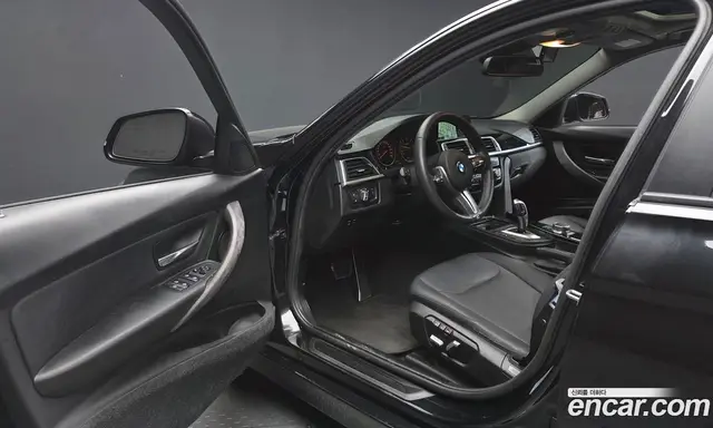 BMW 3 серия 2017 2.0 автомат (гидро), миниатюра 10