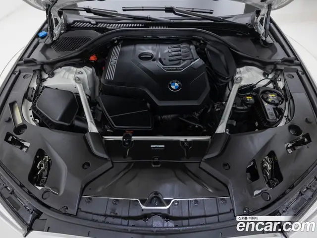 BMW 5 серия 2021 2.0 автомат (гидро), миниатюра 6