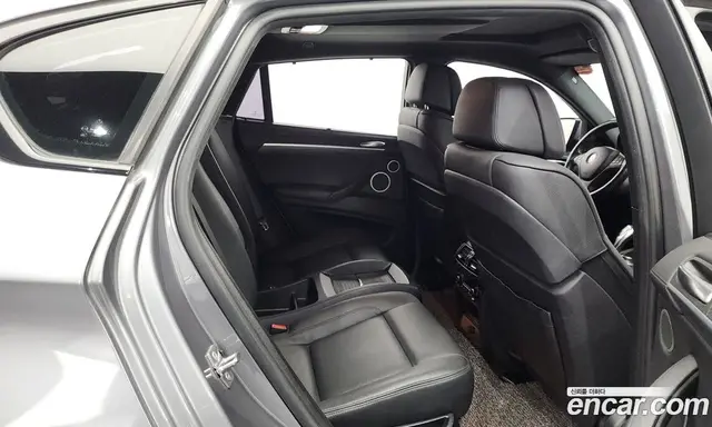 BMW X6M 2010 4.4 автомат (гидро), миниатюра 12