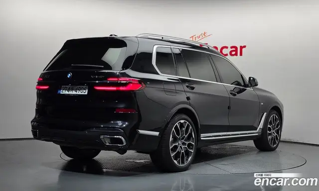 BMW X7 2024 3.0 автомат (гидро), миниатюра 2