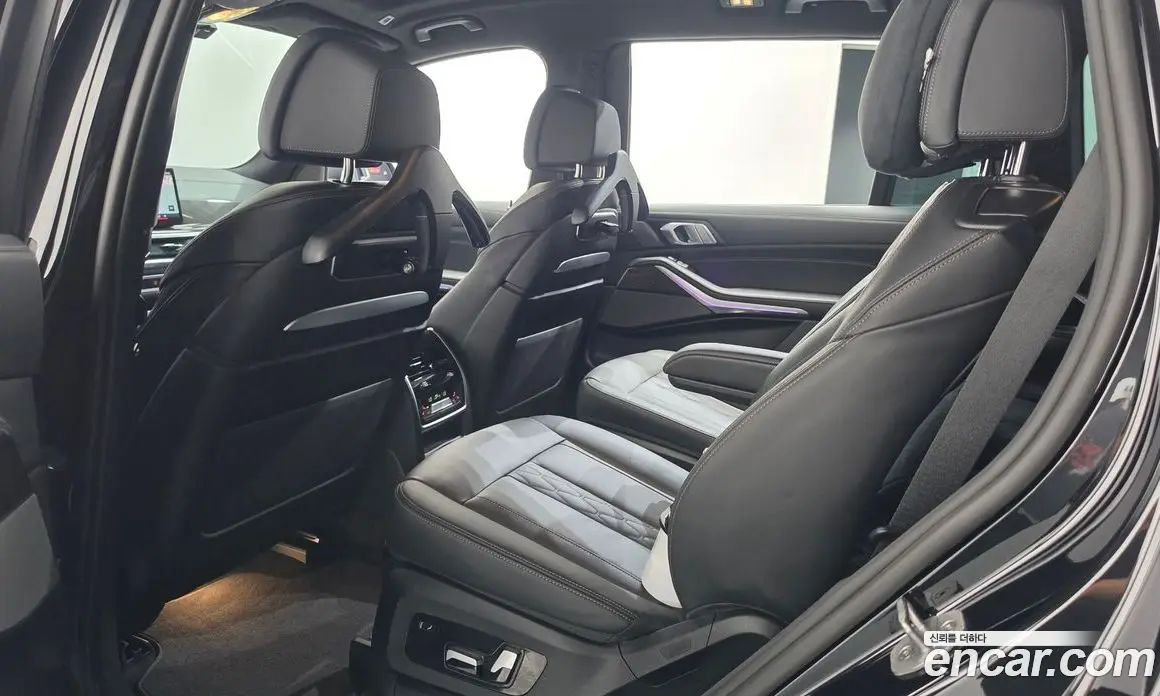 BMW X7 2024 3.0 автомат (гидро), фото 11