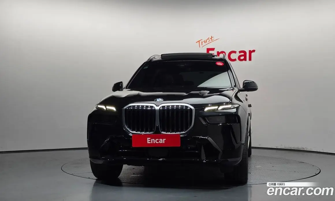 BMW X7 2024 3.0 автомат (гидро), фото 3
