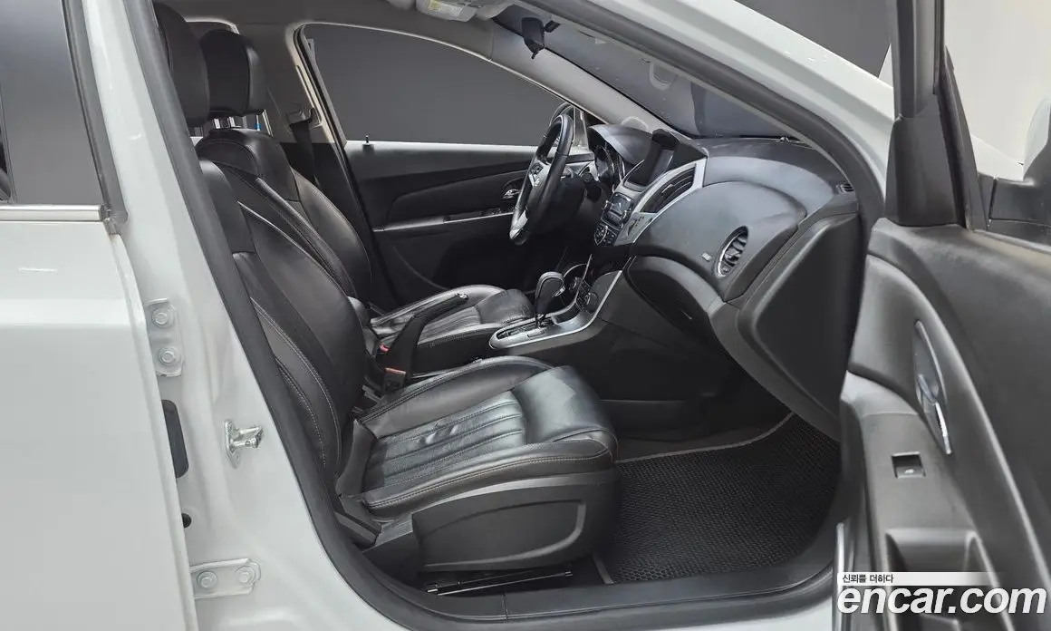 Chevrolet Cruze 2013 1.8 автомат (гидро), фото 10