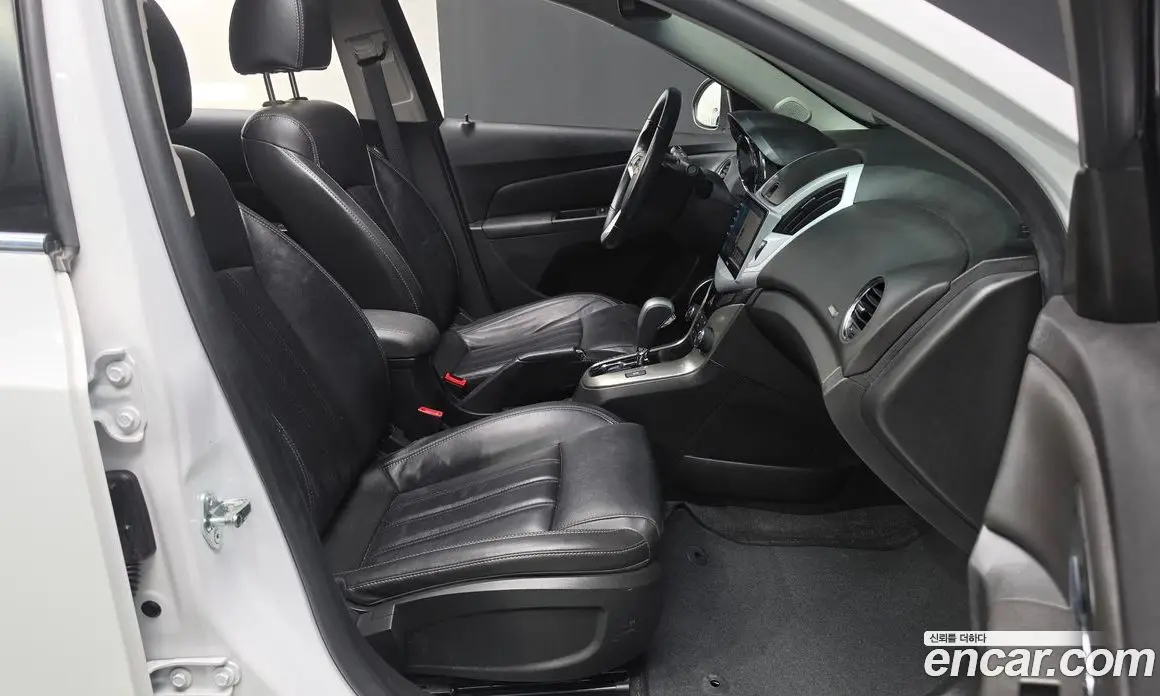 Chevrolet Cruze 2016 1.4 автомат (гидро), фото 12 Chevrolet Cruze 2016 1.4 автомат (гидро), фото 12