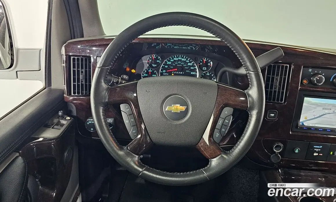 Chevrolet Express Van 2014 6.0 автомат (гидро), фото 14