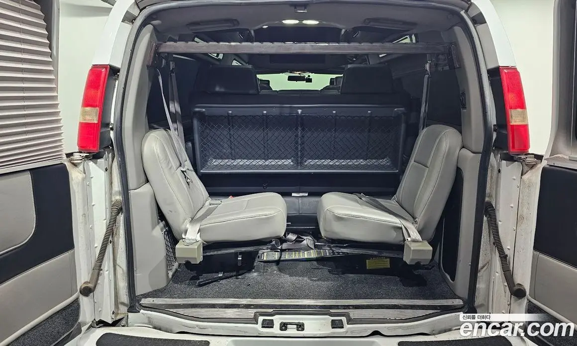 Chevrolet Express Van 2014 6.0 автомат (гидро), фото 20