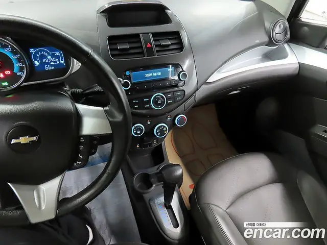 Chevrolet Spark 2014 1.0 автомат (гидро), миниатюра 10