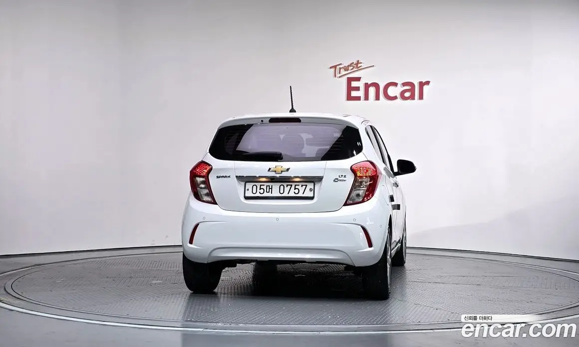Chevrolet Spark 2016 1.0 автомат (гидро), фото 4 Chevrolet Spark 2016 1.0 автомат (гидро), фото 4