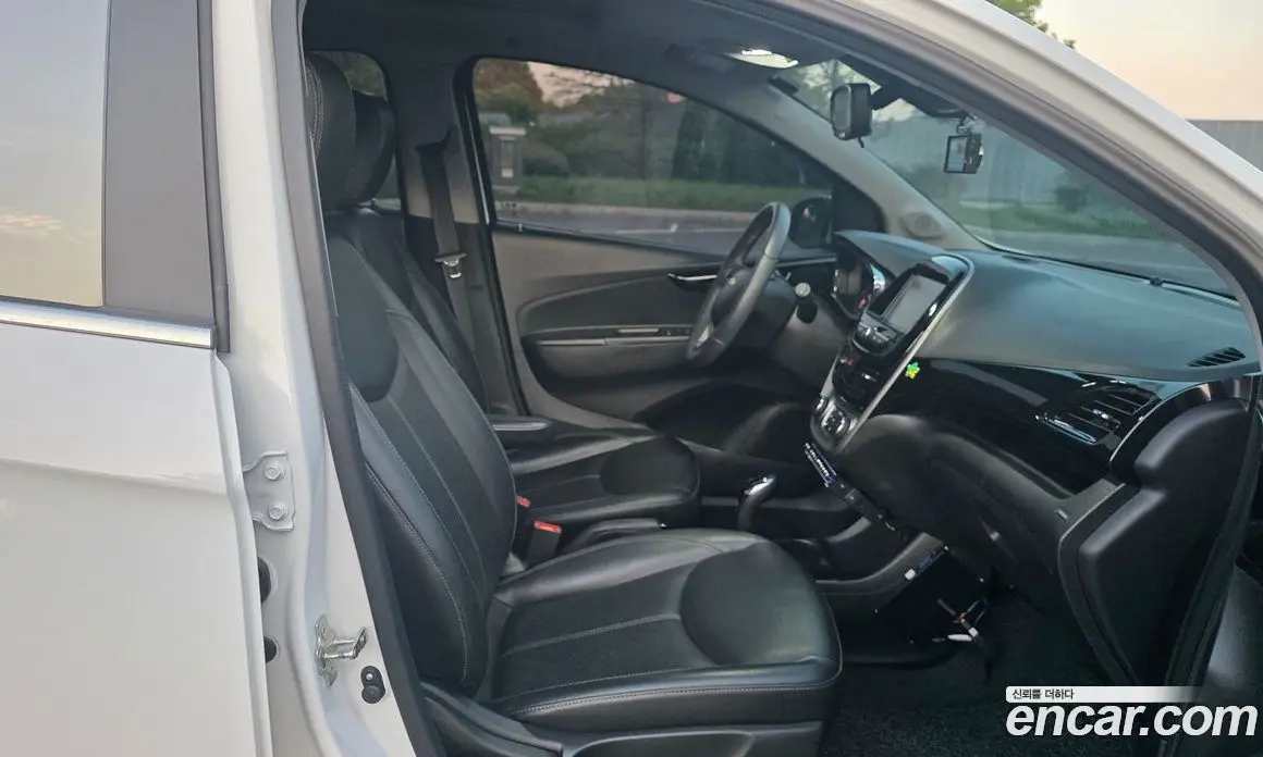 Chevrolet Spark 2017 1.0 автомат (гидро), фото 18 Chevrolet Spark 2017 1.0 автомат (гидро), фото 18