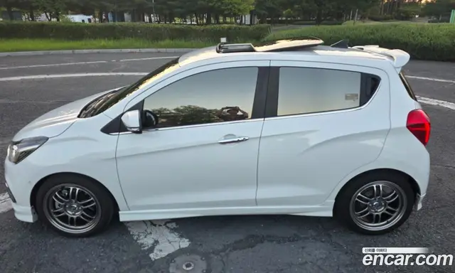 Chevrolet Spark 2017 1.0 автомат (гидро), миниатюра 4 Chevrolet Spark 2017 1.0 автомат (гидро), миниатюра 4