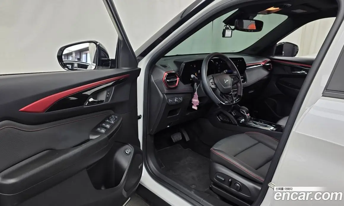 Chevrolet TrailBlazer 2023 1.3 автомат (гидро), фото 10 Chevrolet TrailBlazer 2023 1.3 автомат (гидро), фото 10