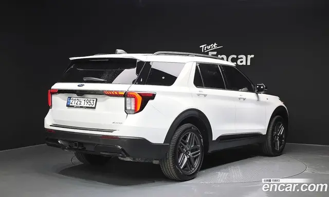Ford Explorer 2024 2.3 автомат (гидро), миниатюра 2 Ford Explorer 2024 2.3 автомат (гидро), миниатюра 2