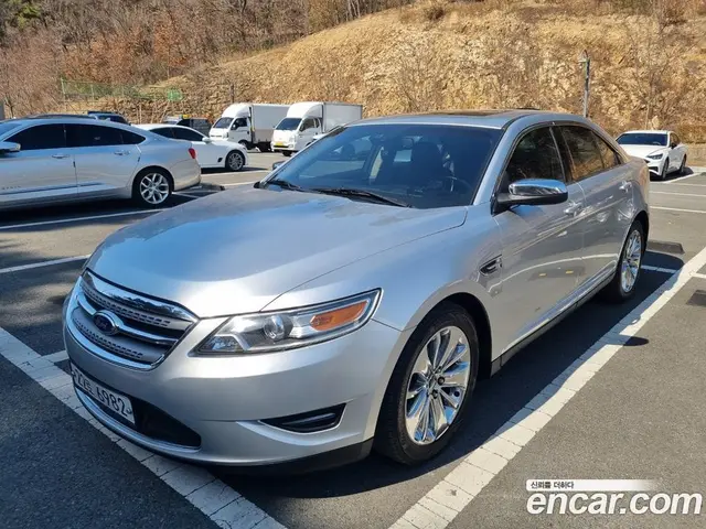 Ford Taurus, 2011, 110 424 км