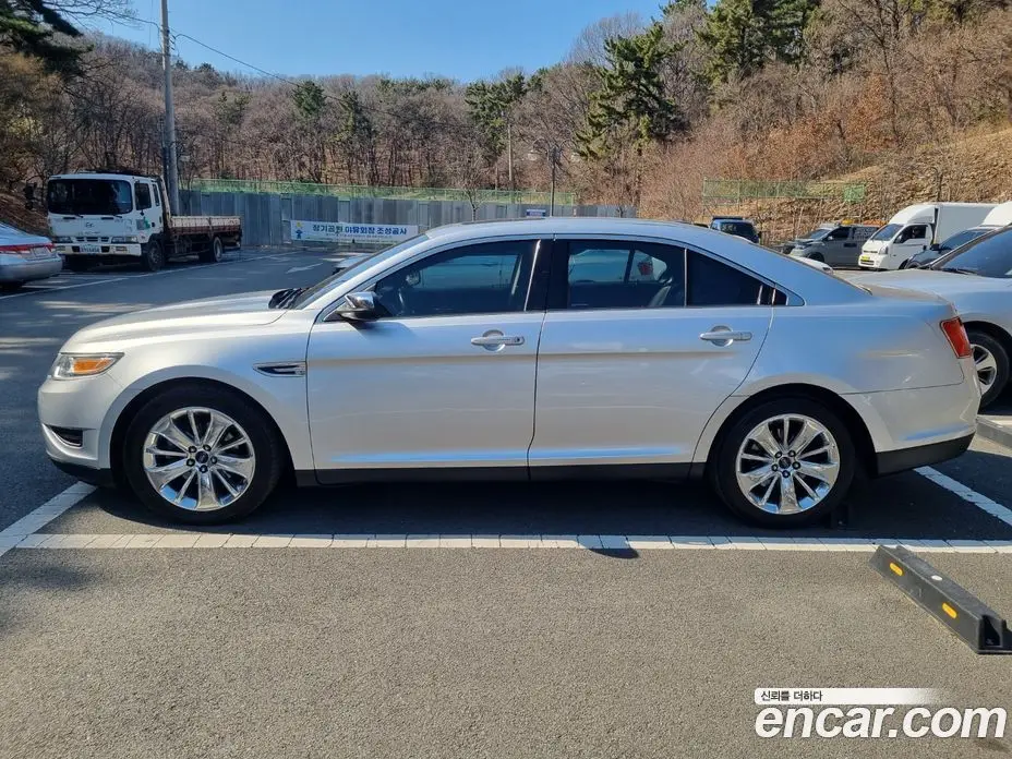 Ford Taurus 2011 3.5 автомат (гидро), фото 11 Ford Taurus 2011 3.5 автомат (гидро), фото 11