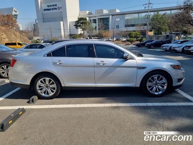 Ford Taurus 2011 3.5 автомат (гидро), миниатюра 12