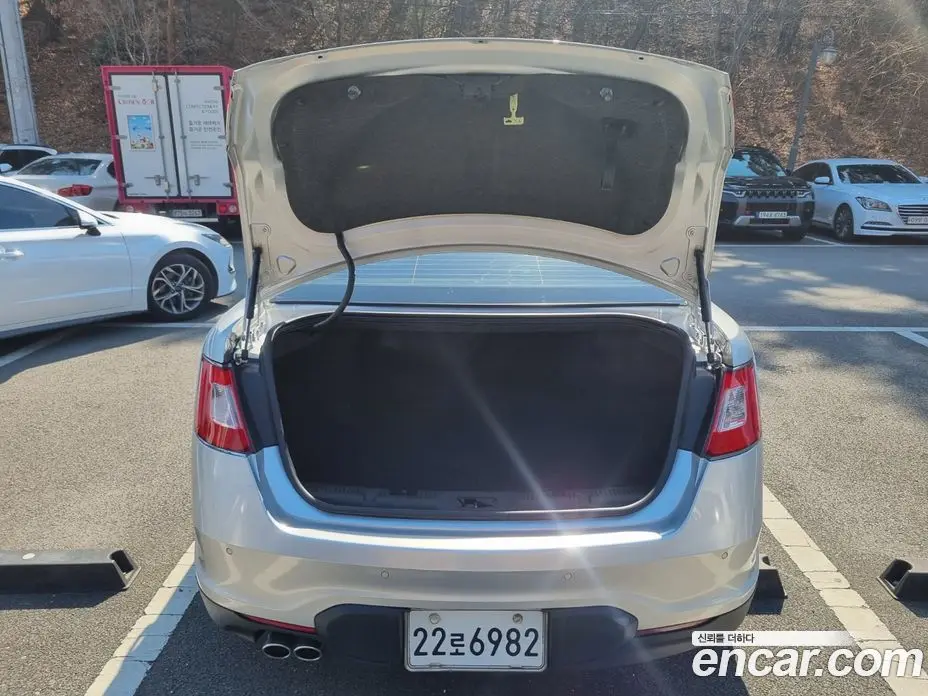 Ford Taurus 2011 3.5 автомат (гидро), фото 14 Ford Taurus 2011 3.5 автомат (гидро), фото 14