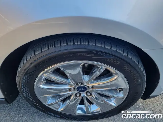 Ford Taurus 2011 3.5 автомат (гидро), миниатюра 5 Ford Taurus 2011 3.5 автомат (гидро), миниатюра 5