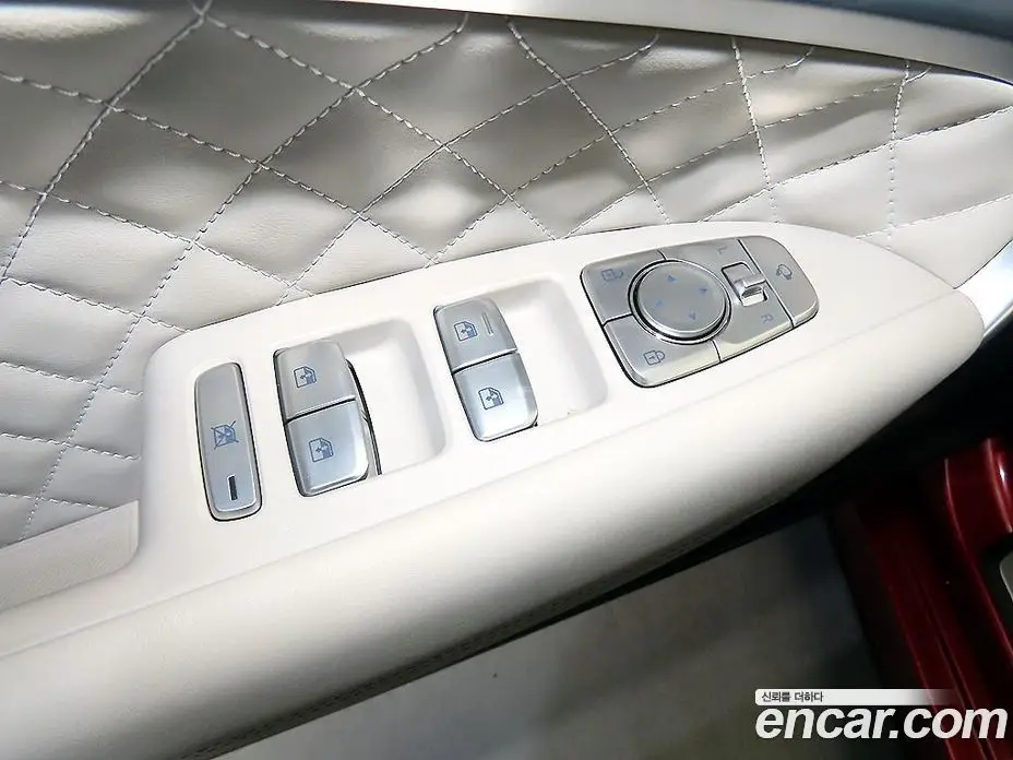 Genesis G70 2022 2.0 автомат (гидро), фото 13 Genesis G70 2022 2.0 автомат (гидро), фото 13
