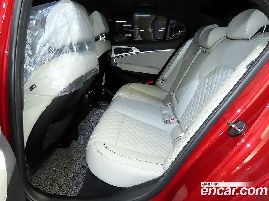 Genesis G70 2022 2.0 автомат (гидро), фото 7 Genesis G70 2022 2.0 автомат (гидро), фото 7