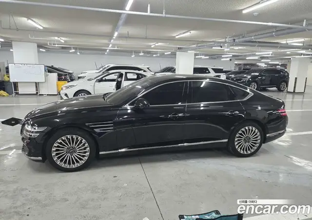 Genesis G80 2022 0.1 автомат (гидро), миниатюра 5