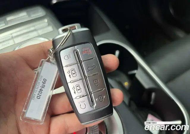 Genesis GV70 2022 0.1 автомат (гидро), миниатюра 8
