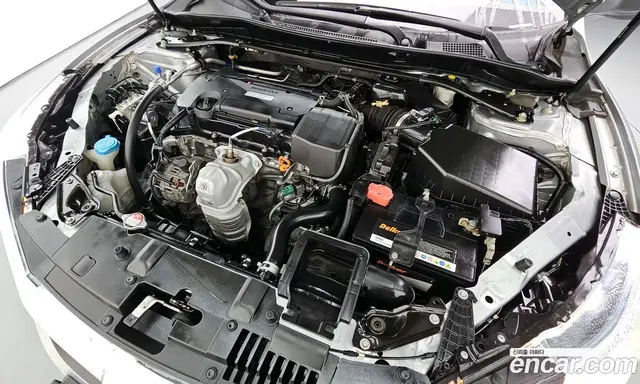 Honda Accord 2017 2.4 автомат (гидро), миниатюра 6 Honda Accord 2017 2.4 автомат (гидро), миниатюра 6
