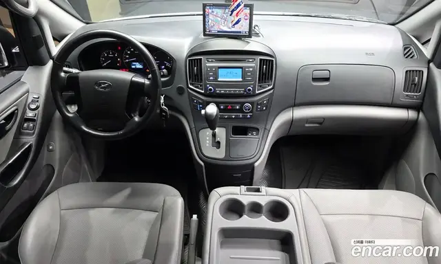 Hyundai Starex 2017 2.5 автомат (гидро), миниатюра 7 Hyundai Starex 2017 2.5 автомат (гидро), миниатюра 7