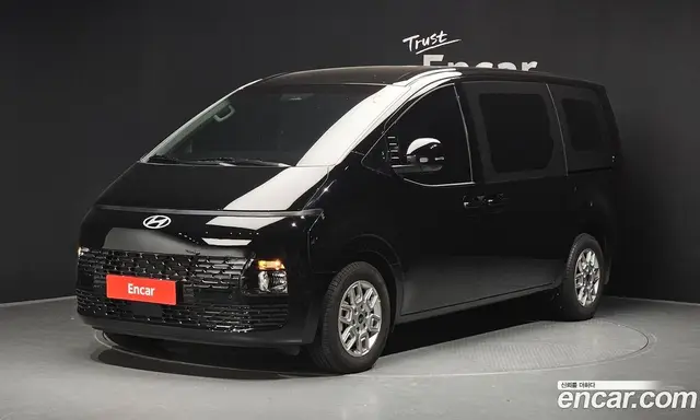 Hyundai Staria, 2025, 5 920 км