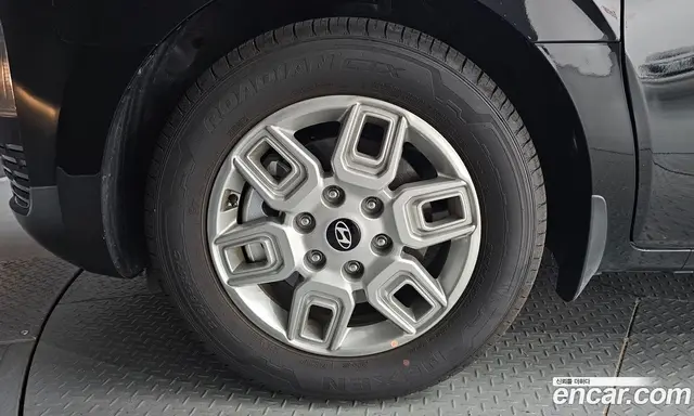 Hyundai Staria 2025 3.5 автомат (гидро), миниатюра 5