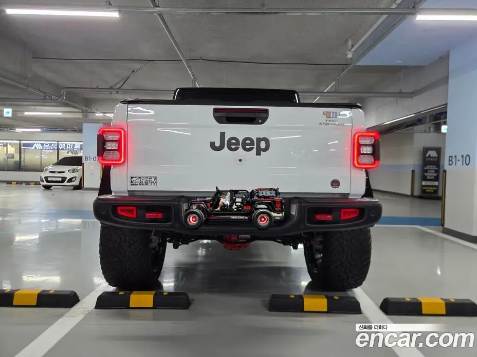 Jeep Gladiator 2021 3.6 автомат (гидро), фото 4 Jeep Gladiator 2021 3.6 автомат (гидро), фото 4