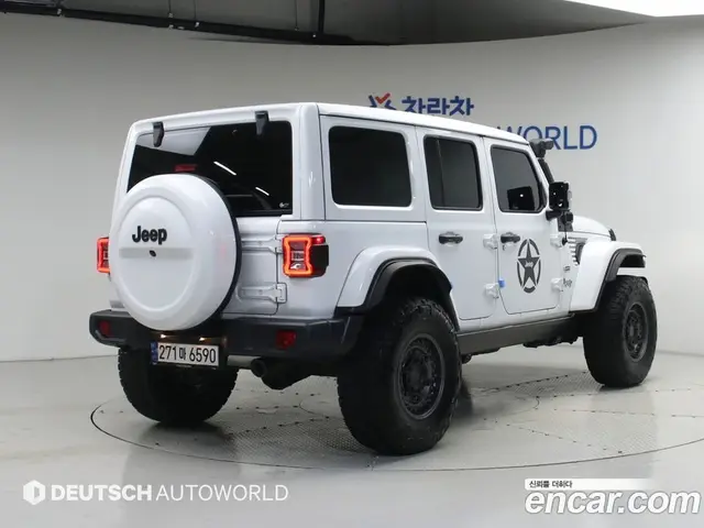 Jeep Wrangler 2022 2.0 автомат (гидро), миниатюра 2