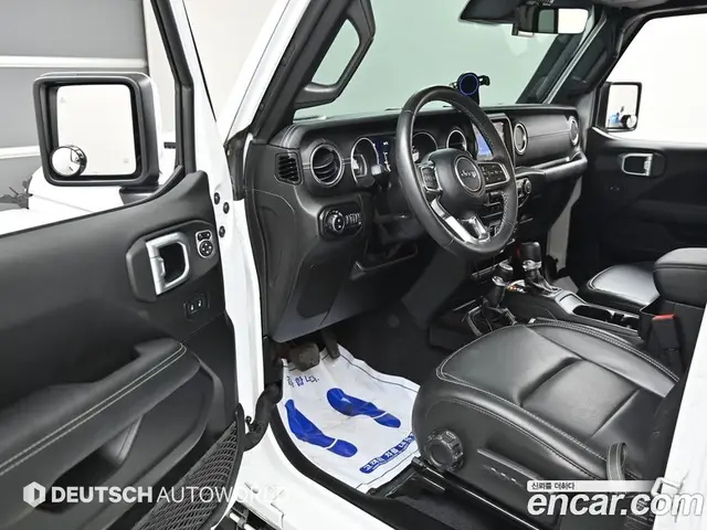 Jeep Wrangler 2022 2.0 автомат (гидро), миниатюра 11
