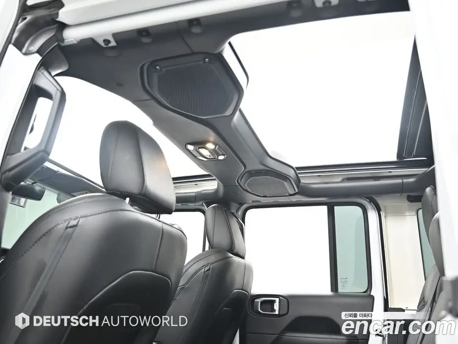 Jeep Wrangler 2022 2.0 автомат (гидро), фото 18