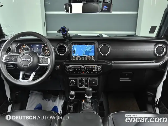Jeep Wrangler 2022 2.0 автомат (гидро), миниатюра 7