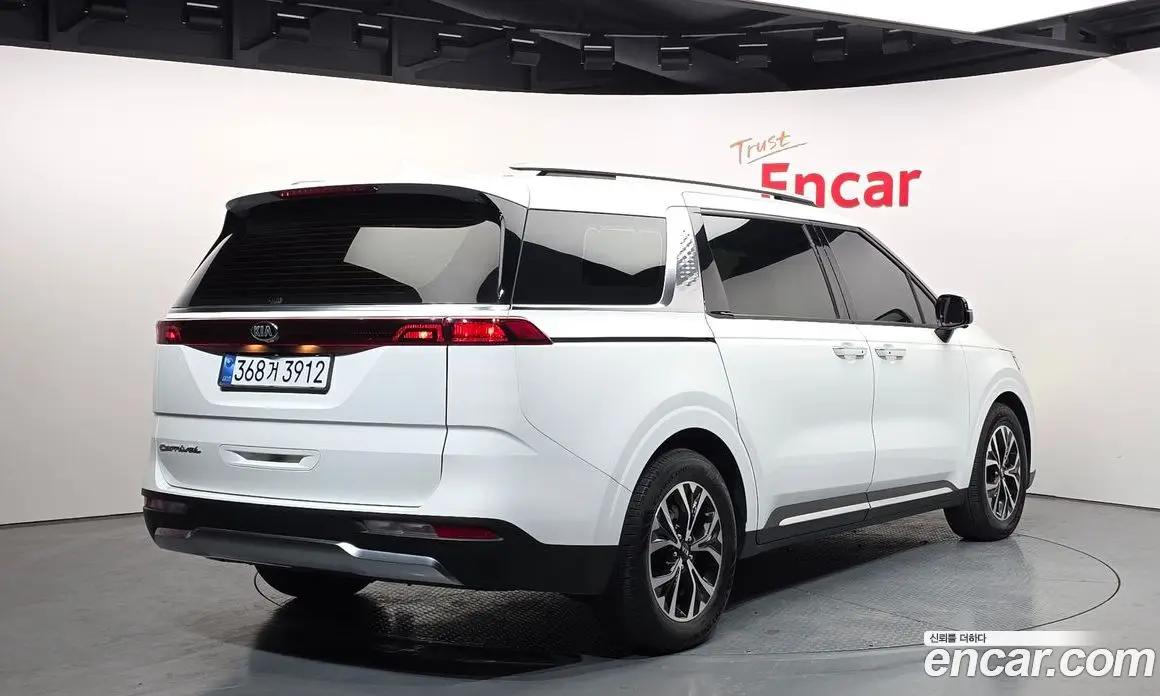 Kia Carnival 2021 2.2 автомат (гидро), фото 2 Kia Carnival 2021 2.2 автомат (гидро), фото 2