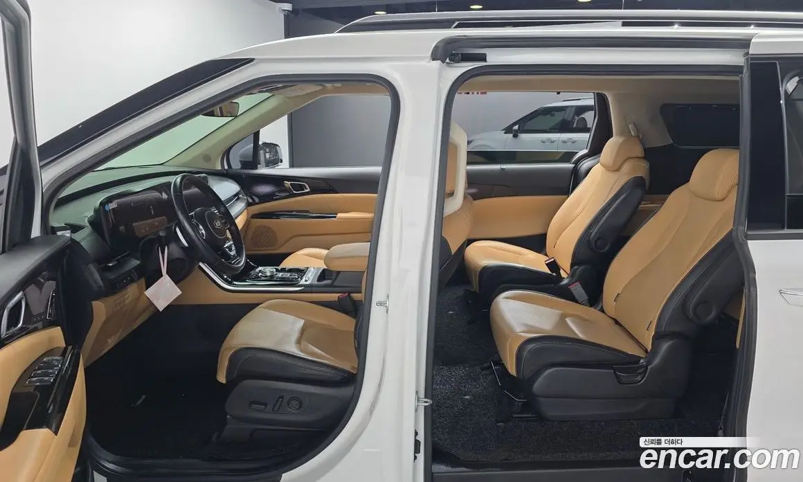 Kia Carnival 2021 2.2 автомат (гидро), фото 17 Kia Carnival 2021 2.2 автомат (гидро), фото 17