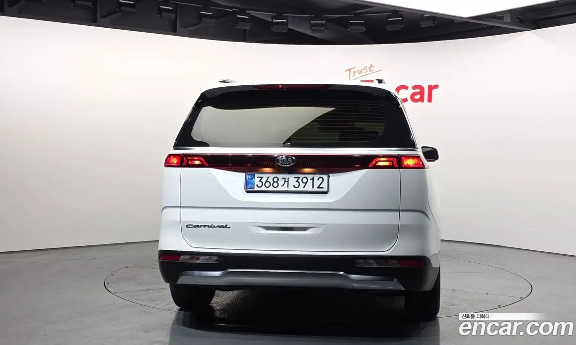 Kia Carnival 2021 2.2 автомат (гидро), фото 4 Kia Carnival 2021 2.2 автомат (гидро), фото 4