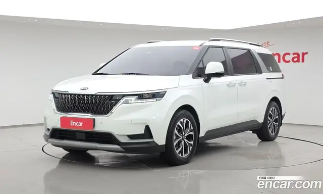Kia Carnival, 2021, 29 586 км