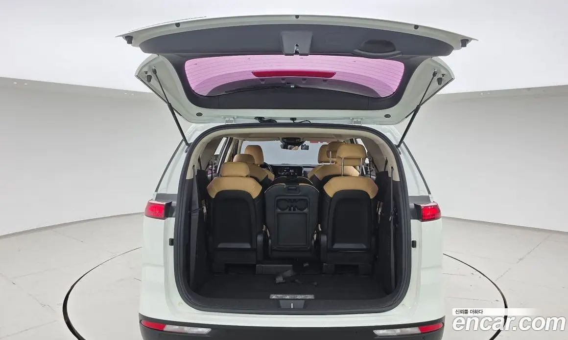 Kia Carnival 2021 3.5 автомат (гидро), фото 20 Kia Carnival 2021 3.5 автомат (гидро), фото 20