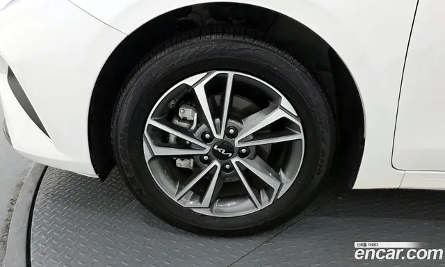 Kia K3 2023 1.6 автомат (гидро), миниатюра 5 Kia K3 2023 1.6 автомат (гидро), миниатюра 5