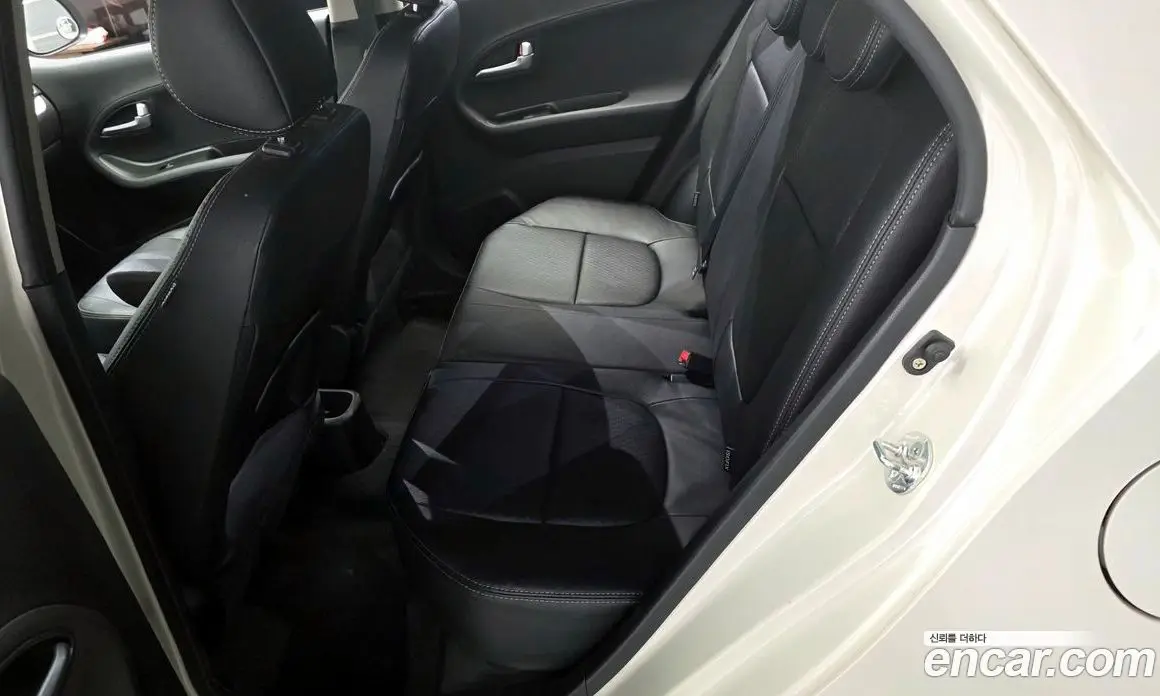 Kia Morning 2014 1.0 автомат (гидро), фото 12 Kia Morning 2014 1.0 автомат (гидро), фото 12